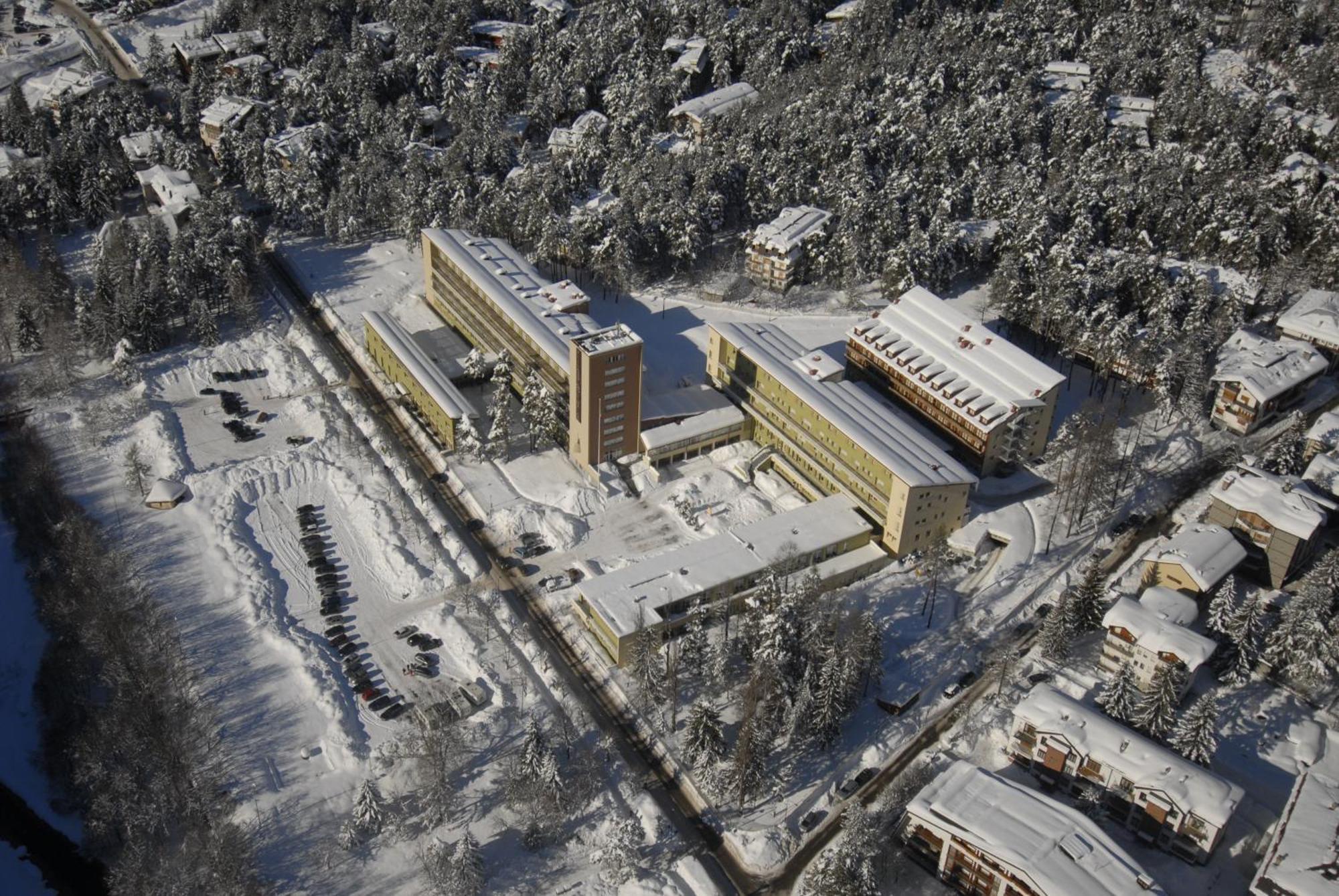 Villaggio Olimpico Бардонечия Екстериор снимка