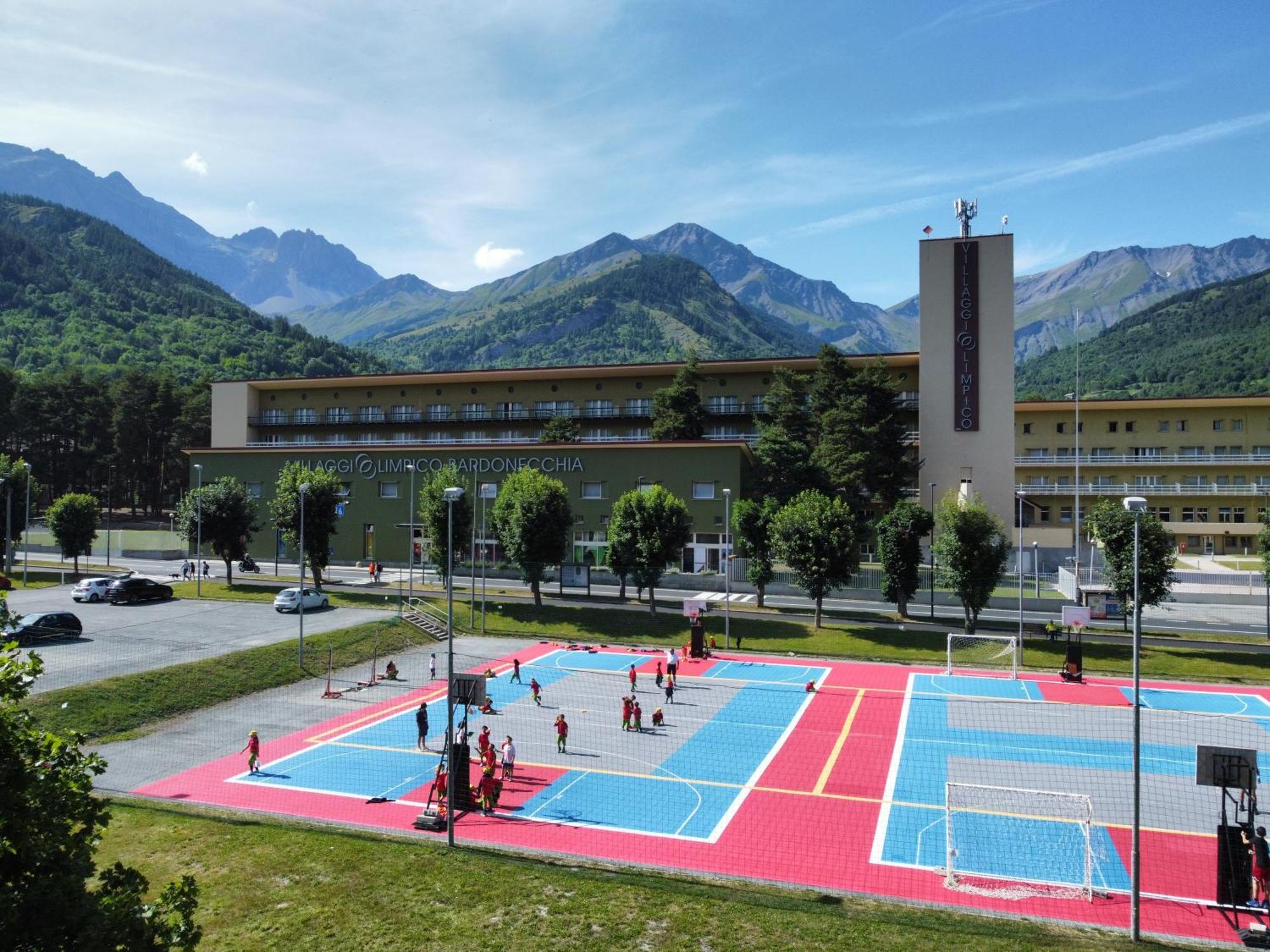 Villaggio Olimpico Бардонечия Екстериор снимка